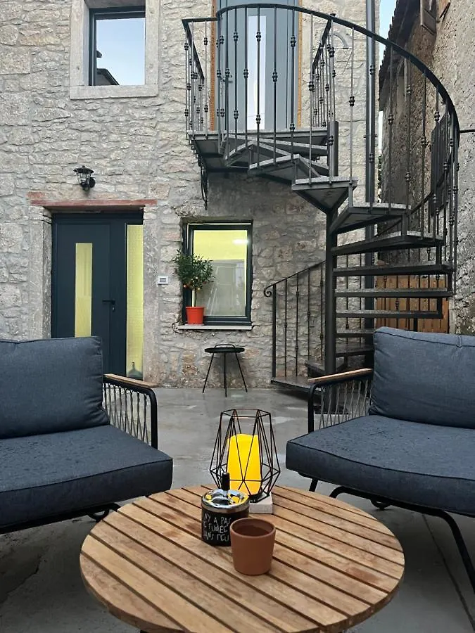 Stone House Apartment Medulin